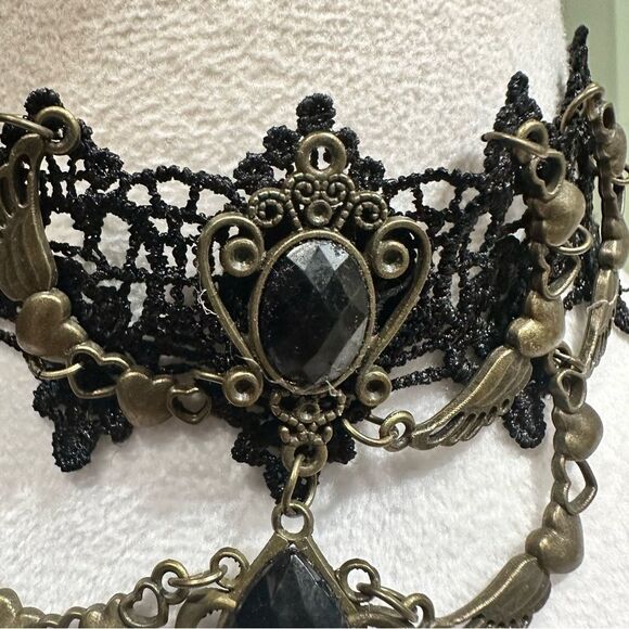 Vintage Gothic Steampunk Choker Lace Heart Wing Teardrop Collar Necklace - Picture 3 of 7
